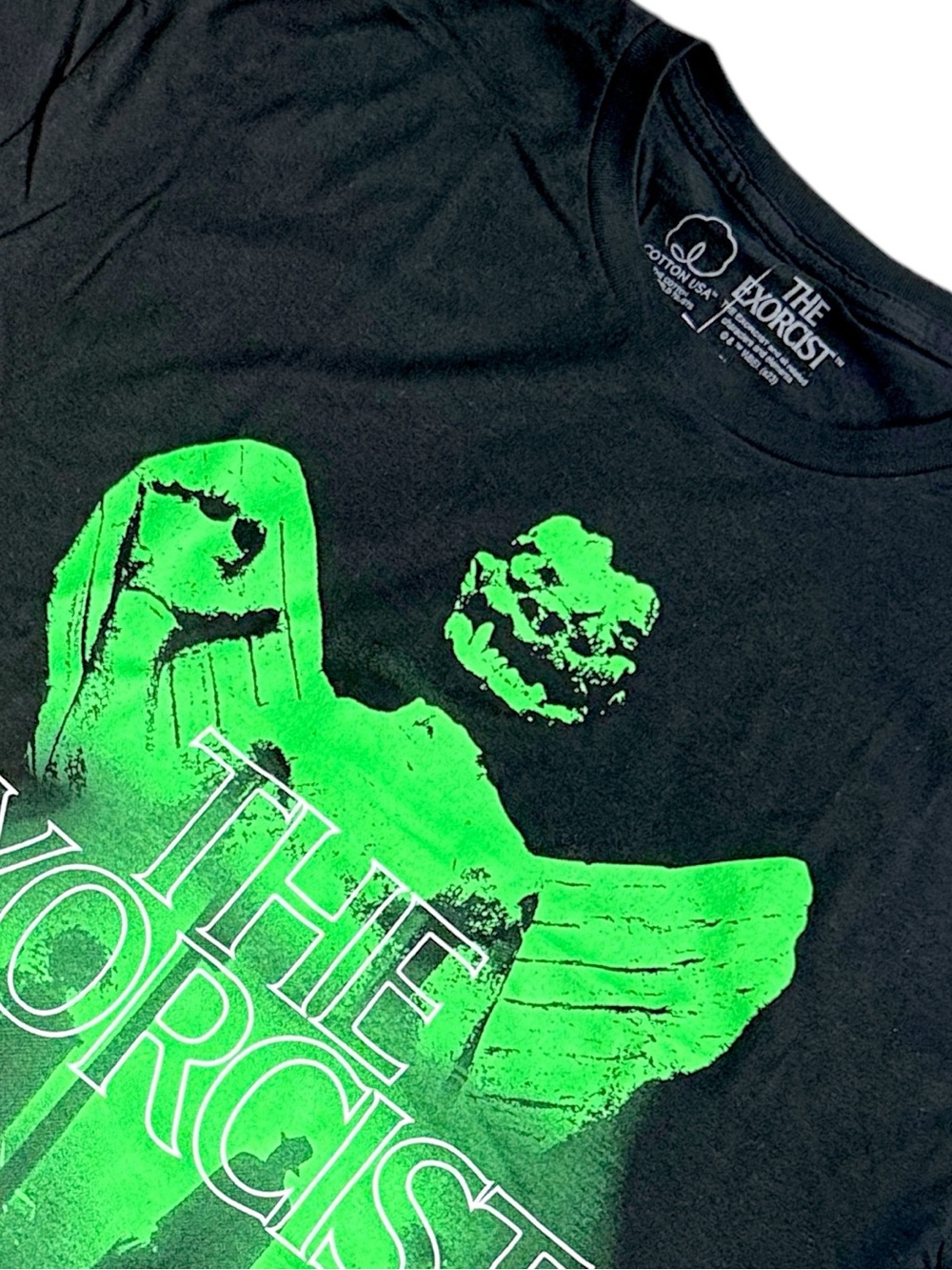 The Exorcist Horror Movie Graphic T Shirt Mens XL Black Green NWT Licensed